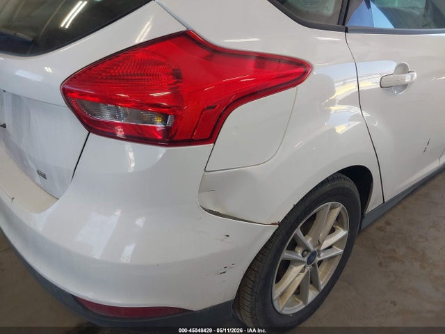 FORD FOCUS SE - 6