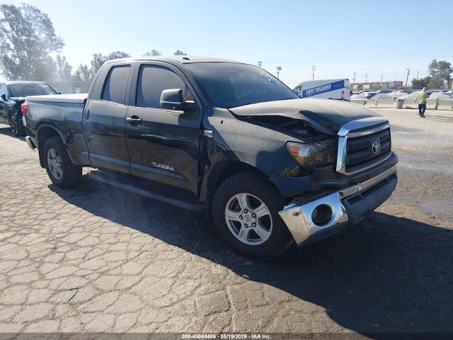 2013 TOYOTA TUNDRA GRADE 5.7L V8