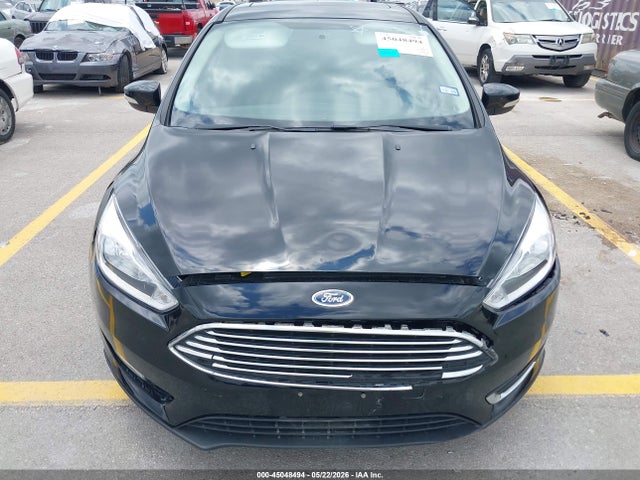 FORD FOCUS TITANIUM - 6