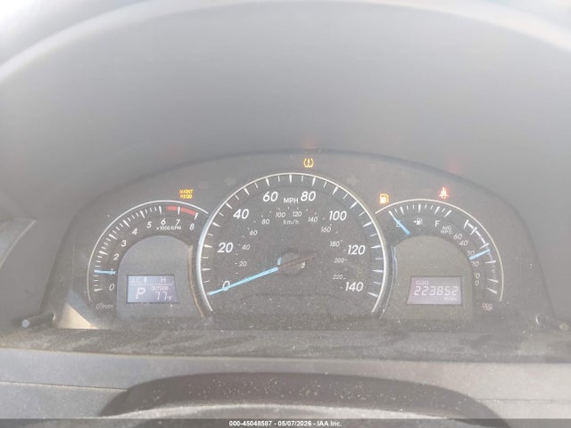 2014 Toyota CAMRY LE photo 7