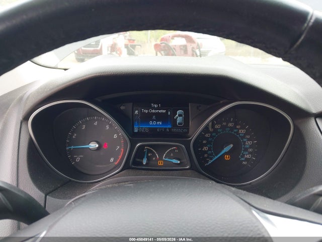 FORD FOCUS TITANIUM - 7