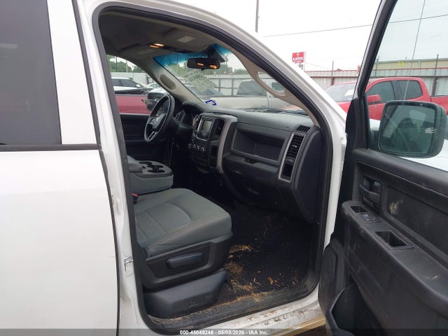 صورة 5 لـ 2017 RAM 1500 TRADESMAN 4X2 6'4 BOX