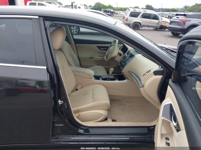 2014 Nissan ALTIMA 2.5 S — фото 5