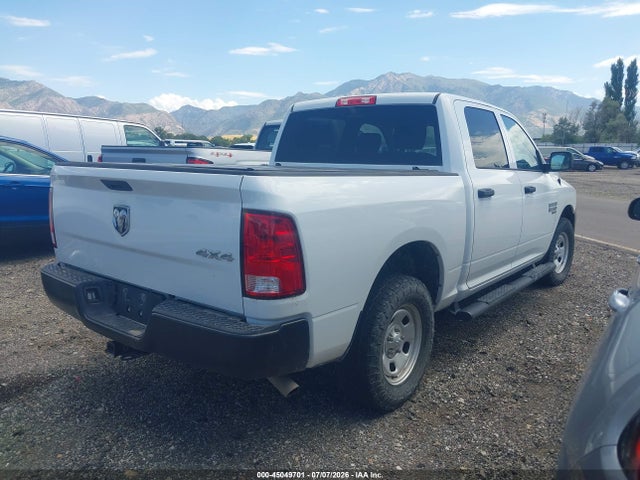 2021 RAM 1500 CLASSIC TRADESMAN 4X4 5'7 BOX — фото 4