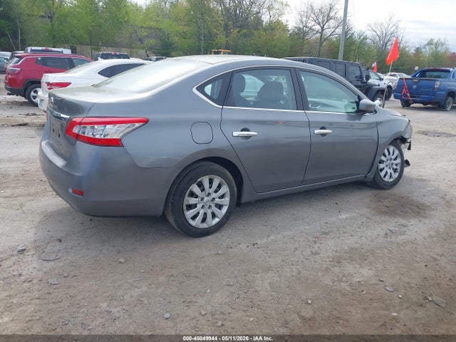 2015 Nissan SENTRA S — фото 4