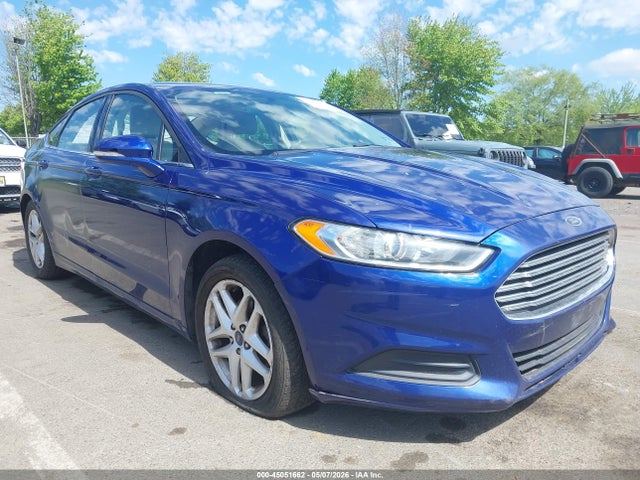 FORD FUSION SE - 1