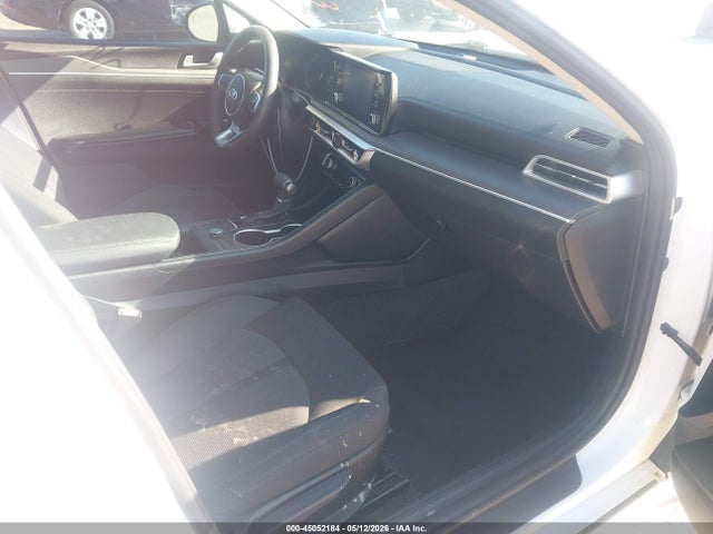 صورة 5 لـ 2021 KIA K5 LXS