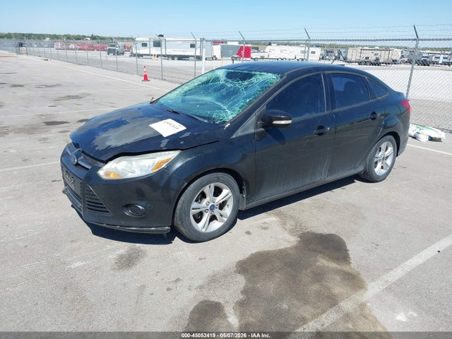 FORD FOCUS SE - 2