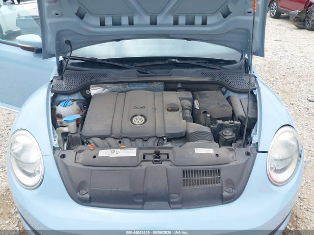 صورة 10 لـ 2012 Volkswagen BEETLE 2.5L