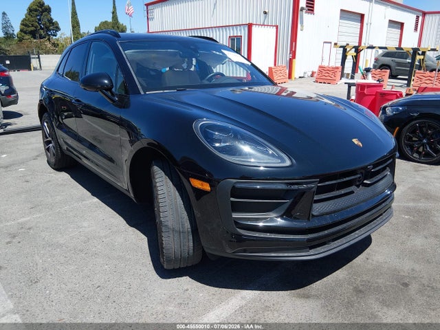 2025 PORSCHE MACAN T