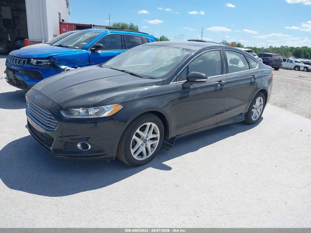 FORD FUSION SE - 2