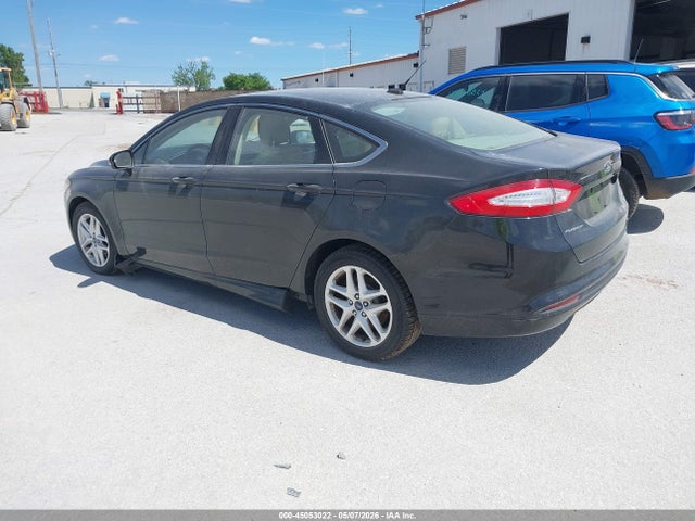 FORD FUSION SE - 3
