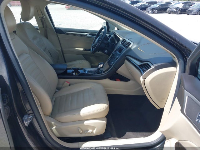 FORD FUSION SE - 5