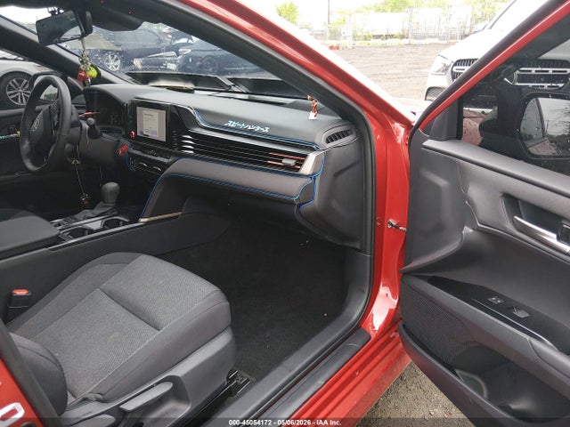 صورة 5 لـ 2025 Toyota CAMRY LE