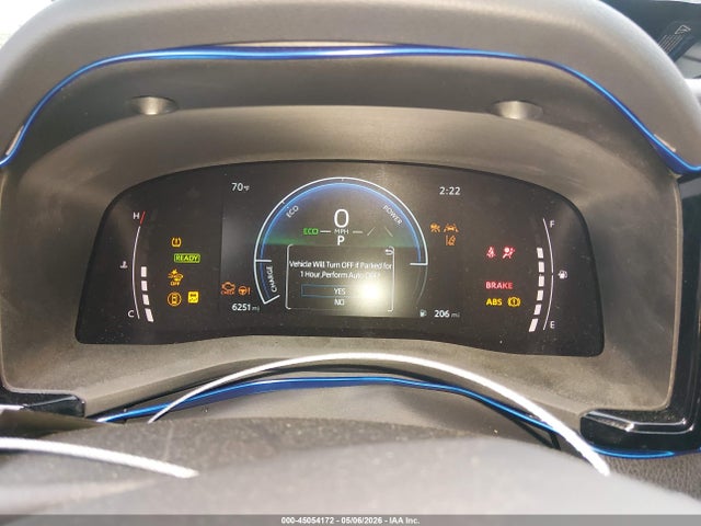 صورة 7 لـ 2025 Toyota CAMRY LE