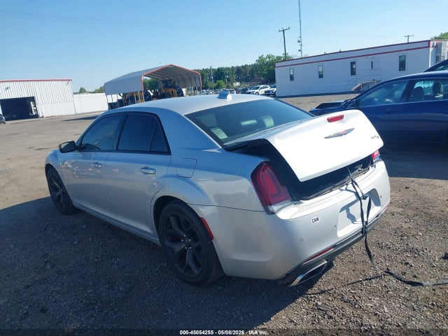 2021 Chrysler 300 300S 照片 3