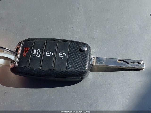 صورة مصغرة 11 لـ 2019 KIA OPTIMA LX