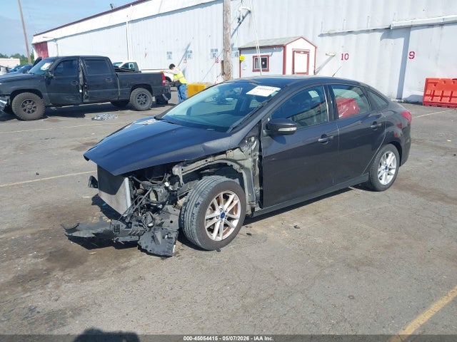 صورة 2 لـ 2016 FORD FOCUS SE
