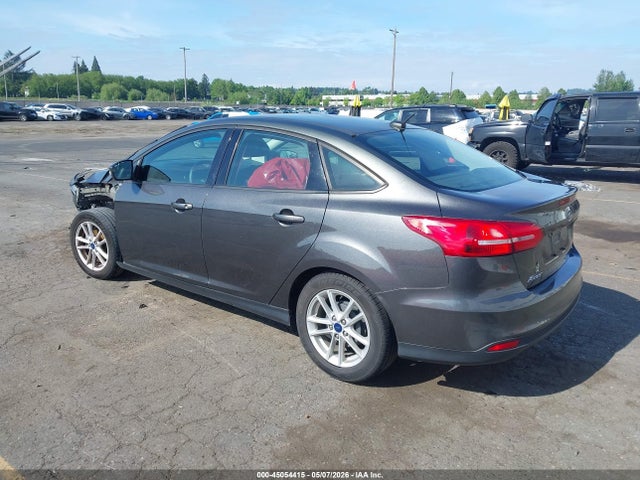 صورة 3 لـ 2016 FORD FOCUS SE
