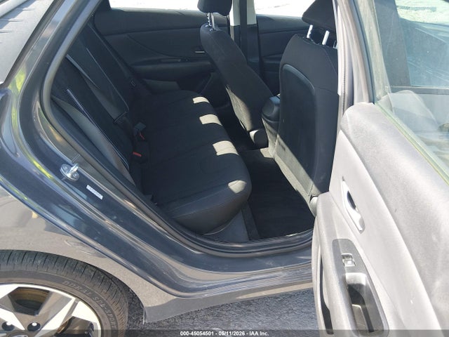 2023 Hyundai ELANTRA SEL 照片 8