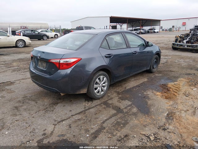 TOYOTA COROLLA LE - 4