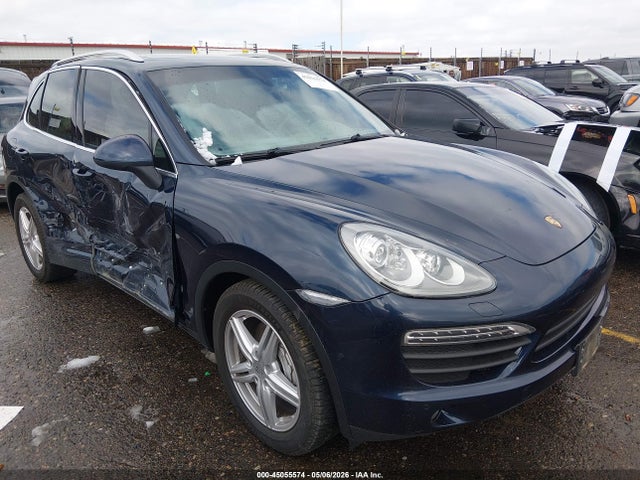 2014 PORSCHE CAYENNE S