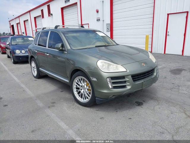2010 PORSCHE CAYENNE 