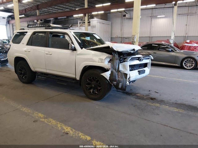 2022 TOYOTA 4RUNNER SR5 PREMIUM