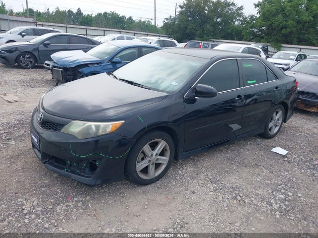 صورة 2 لـ 2014 Toyota CAMRY SE