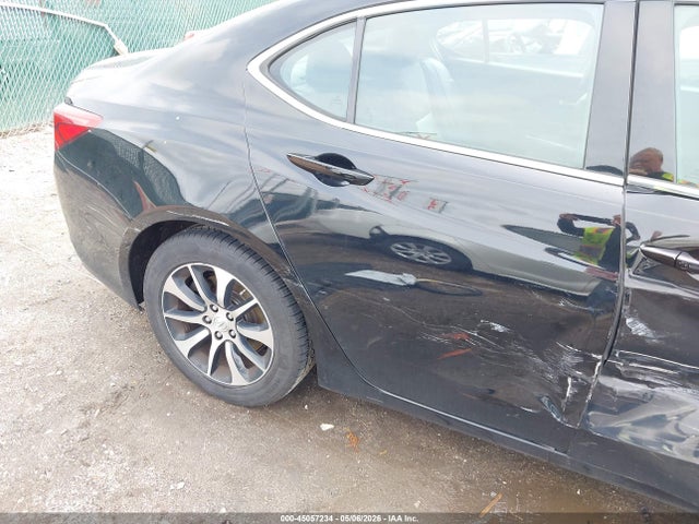 2015 Acura TLX — фото 17
