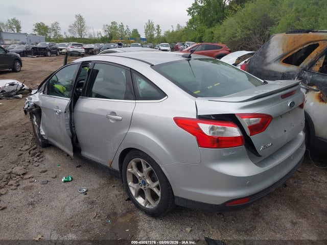 FORD FOCUS TITANIUM - 3