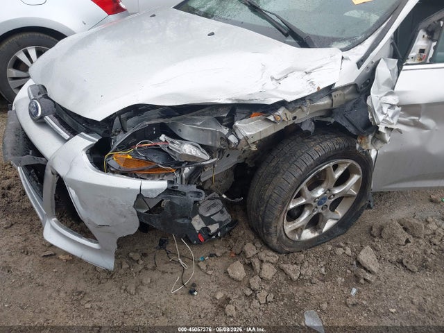 FORD FOCUS TITANIUM - 6