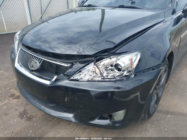2010 Lexus IS 250 — фото 6