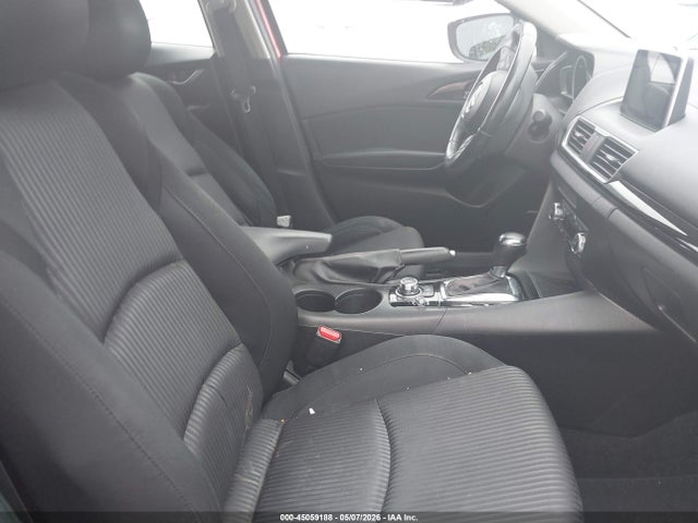 صورة 5 لـ 2016 Mazda MAZDA3 I TOURING