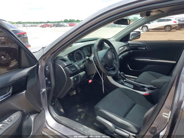 2017 Honda ACCORD LX — фото 5
