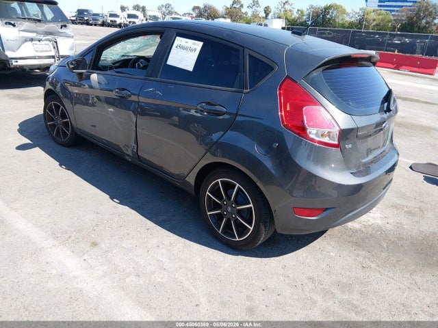 2018 FORD FIESTA SE photo 3