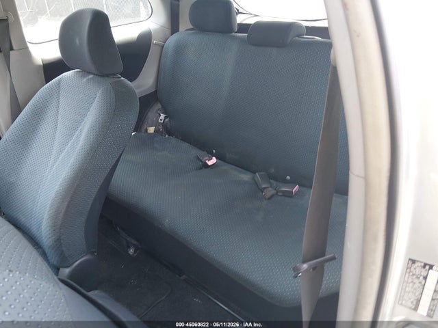 2007 Toyota YARIS photo 8