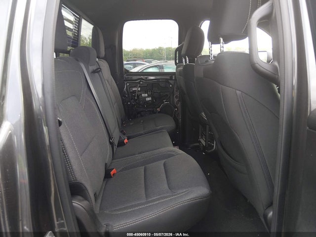 صورة 8 لـ 2020 RAM 1500 BIG HORN 4X4 6'4 BOX