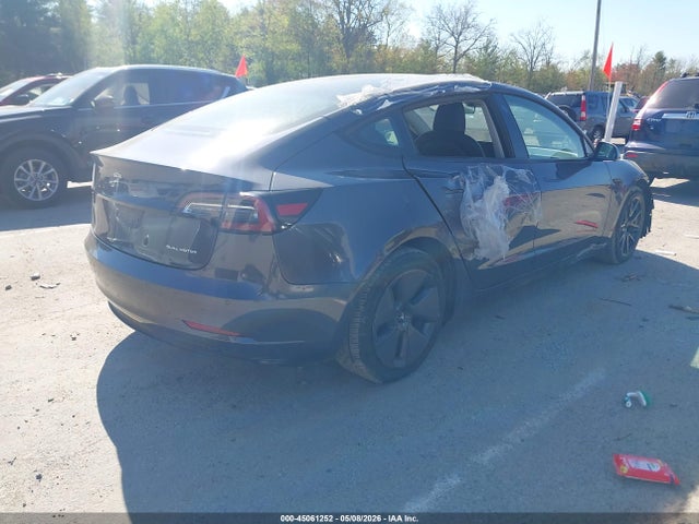 صورة 4 لـ 2021 Tesla MODEL 3 LONG RANGE DUAL MOTOR ALL-WHEEL DRIVE