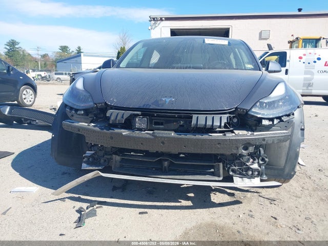 صورة 6 لـ 2021 Tesla MODEL 3 LONG RANGE DUAL MOTOR ALL-WHEEL DRIVE