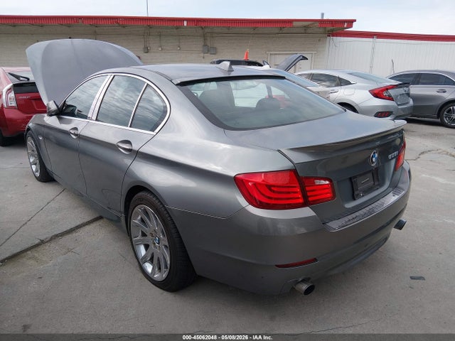 2011 BMW 535I — фото 3