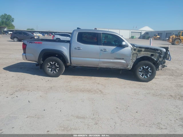 2018 Toyota TACOMA TRD OFF ROAD thumbnail 14