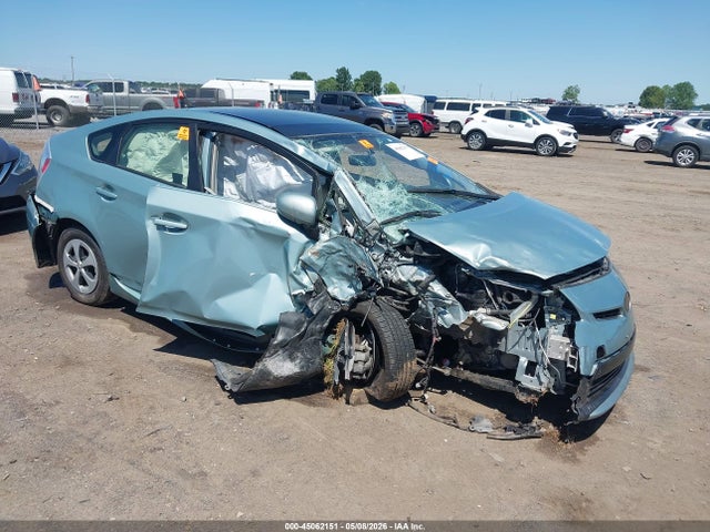 2015 TOYOTA PRIUS THREE