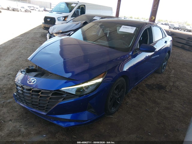 صورة 2 لـ 2021 Hyundai ELANTRA SEL