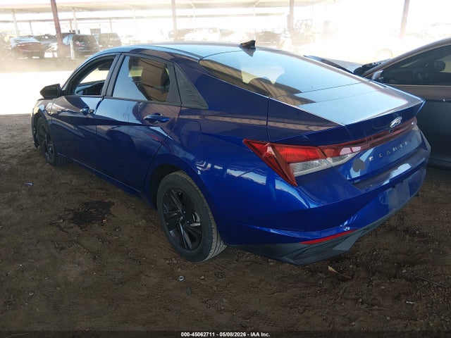 صورة 3 لـ 2021 Hyundai ELANTRA SEL
