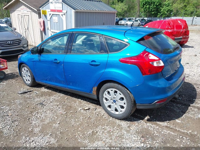 FORD FOCUS SE - 3