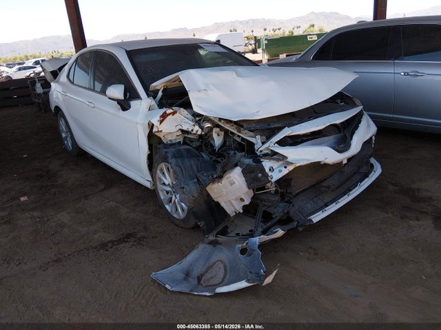 2018 TOYOTA CAMRY LE