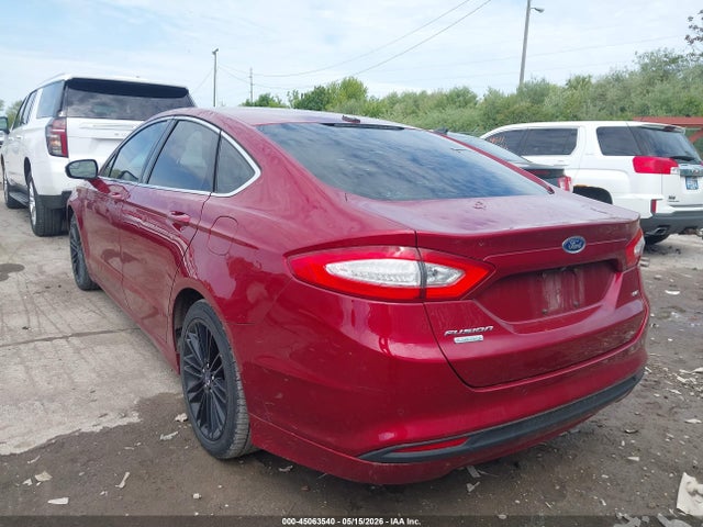 FORD FUSION SE - 3