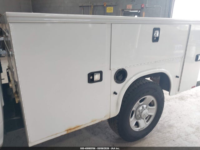 صورة مصغرة 13 لـ 2017 RAM 2500 TRADESMAN 4X2 8' BOX