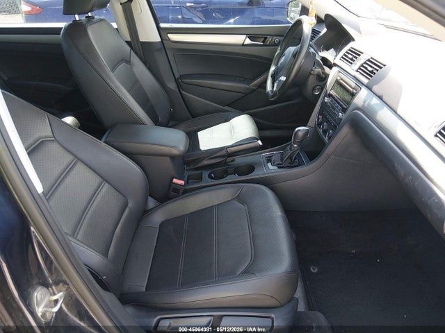 صورة 5 لـ 2015 Volkswagen PASSAT 1.8T WOLFSBURG EDITION